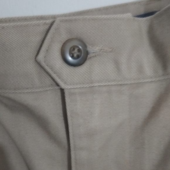 Dockers Men's Khaki Chinos - Picture 2 of 10